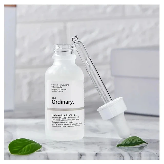 Сироватка з гіалуроновою кислотою та вітаміном B5 — зволоження, живлення та пружність шкіри 1