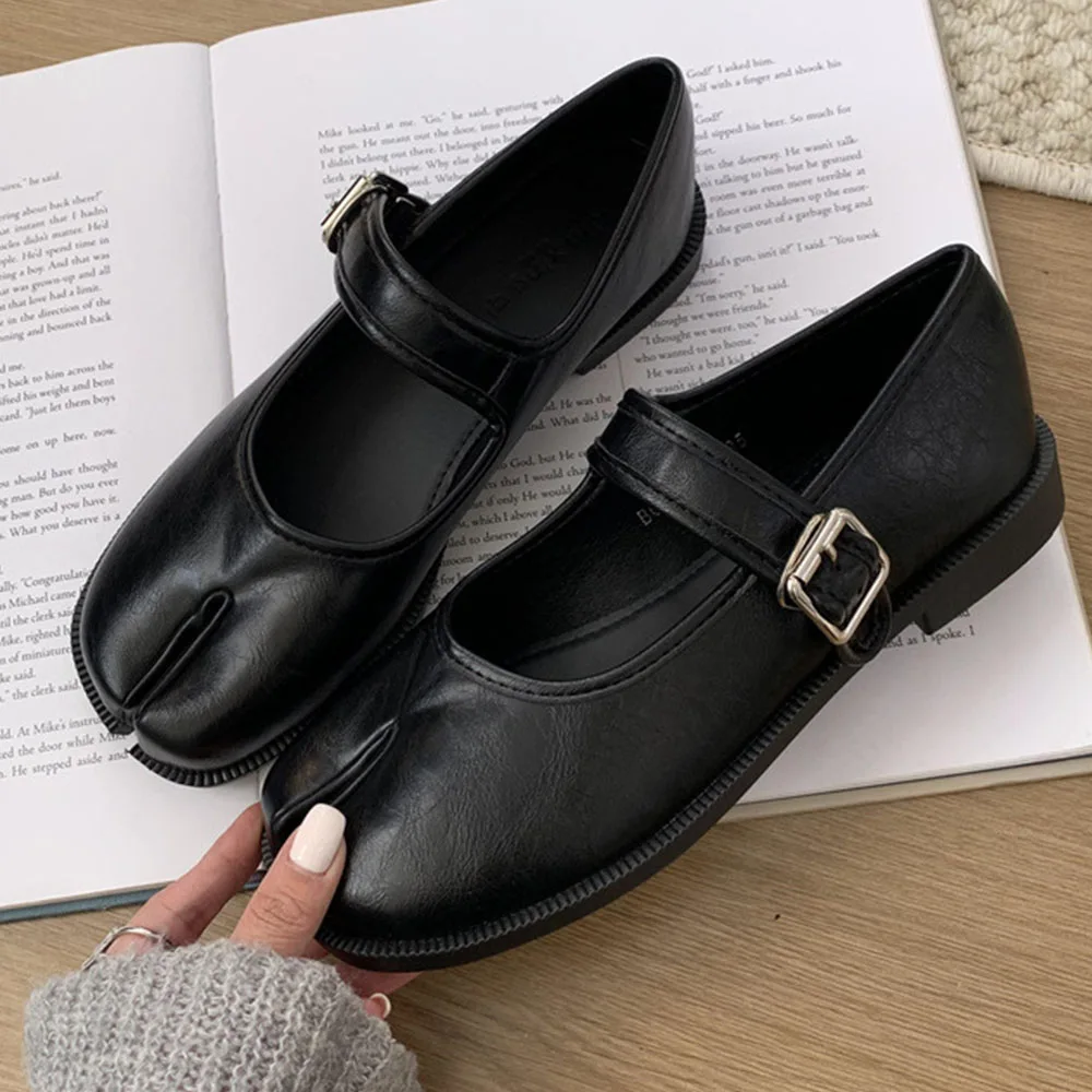 Split Toe Mary Janes Shoes For Women Square heel Tabi Shoes Loafer 2025 Spring Summer Soft Leather Women Pumps Shoes 4