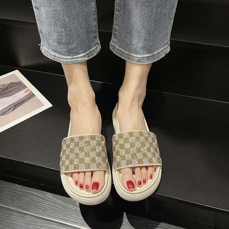 Glitter Slippers Women Summer Checkered Sandals Fashion Bling Female Flip  Flops Platform Slide Outdoor Beach Diamond Flat Shoes