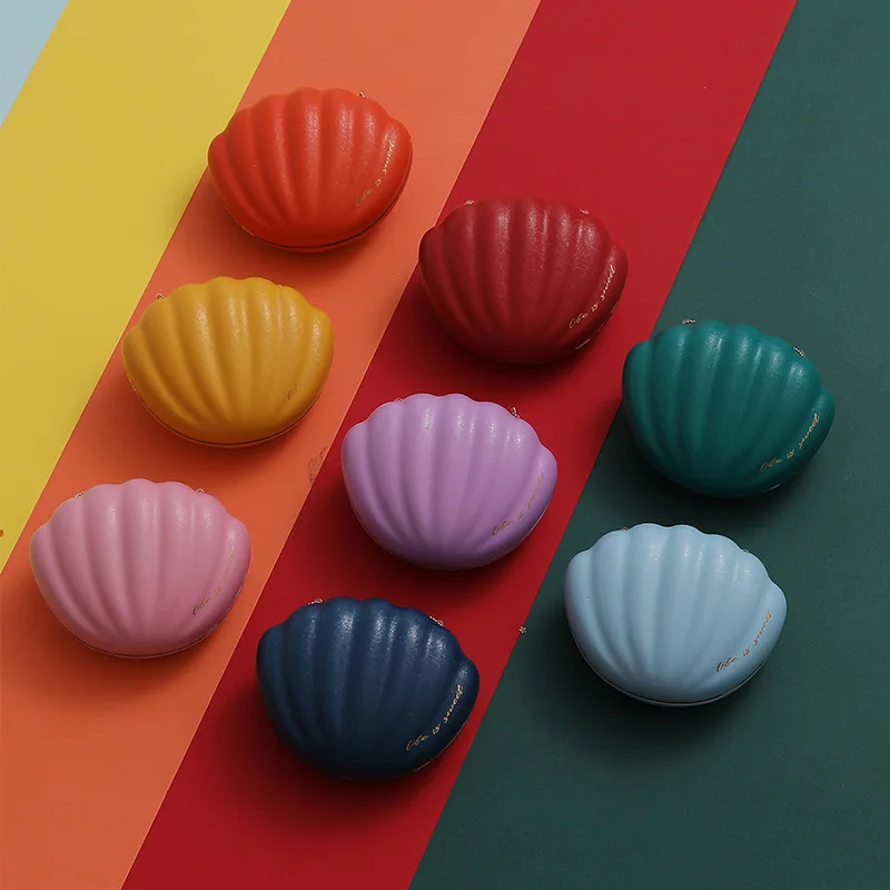 

ins style creative tinplate shell portable Chocolate candy box wedding souvenirs for guests chain portable Gift Box Packag 10pcs