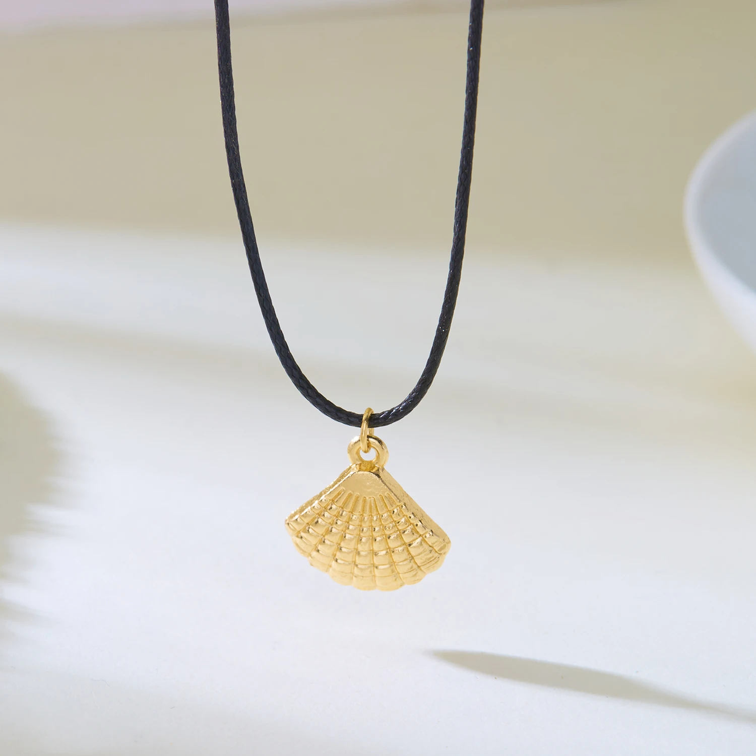 Elegante Perlen Seestern Muschel Anhänger Halskette für Frauen Böhmische Wachs Seil Geflochtene Halskette Sommer Strand Urlaub Schmuck – Detail 20