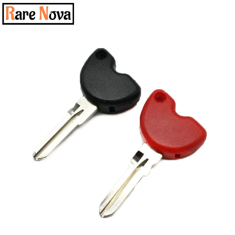 FOR PIAGGIO FOR VESPA 3VTE 125 GTS GTV 250 300 MOTOR PARTS BIKE EMBRYO BLANK KEY SCOOTER KEYS CAN BE INSTALLED CHIPS new brown motorcycle uncut blade stainless steel keys blank key with transponder chip accessories for gilera vespa piaggio