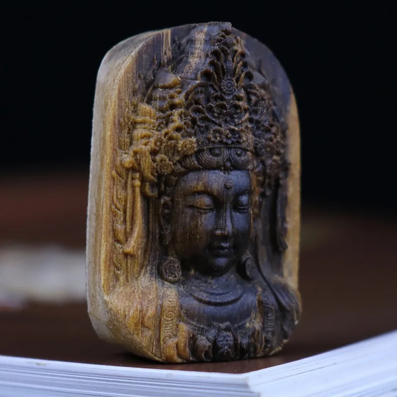 

Vietnam Nha Trang Old Materials Submerged Yellow Chess Nan Eaglewood Buddha Pendant Prayer Pendant Men and Women