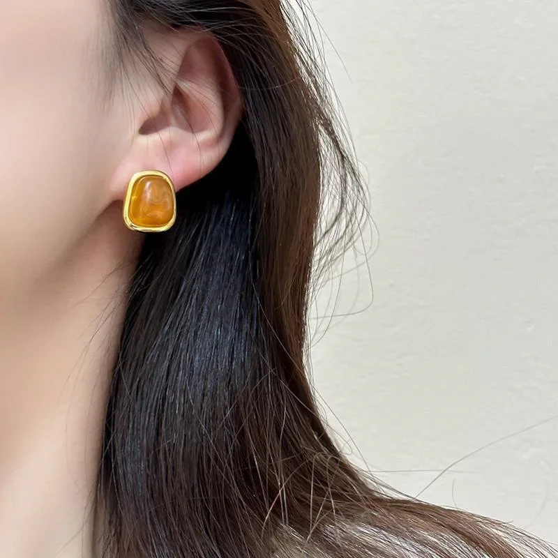 European Trend New High Design Luxury Amber Earrings For Women Fashion French Retro Style Jewelry Girl Gift Accessories 3