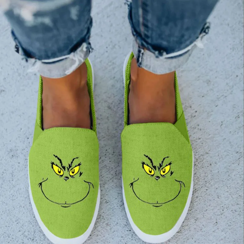 Cartoon anime flat shoes women new round toe shallow canvas shoes large size women casual sneakers platform