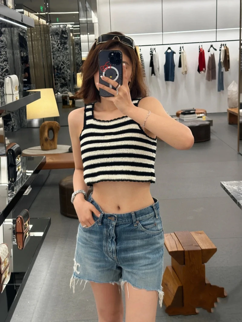 

Girl style women's tank top, niche trend, loose, casual, sweet temperament, contrasting color stripes, knitted suspender