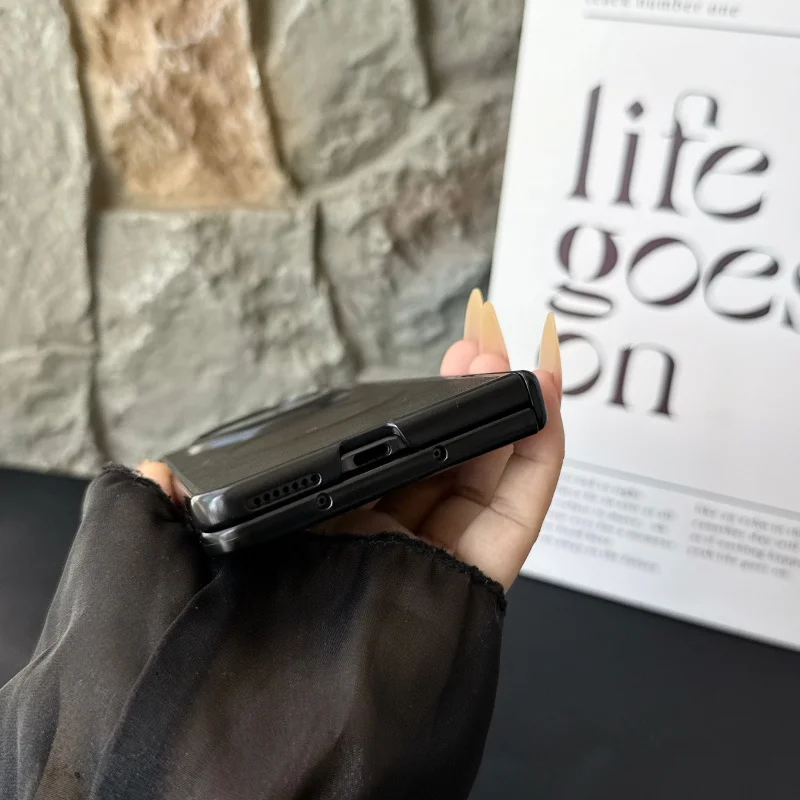 Fashion Leather Pattern Phone Case with Magnetic Hard Shell Back Cover and Front Protection Film