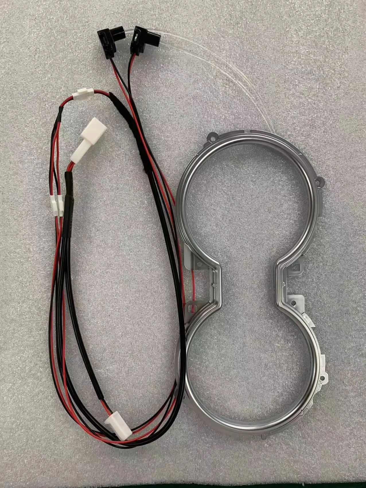 

Автомобильный Центральный светодиодный светильник для подстаканника, внутренняя декоративная лампа, атмосферсветильник светло-голубой для Toyota Camry 2018-2022