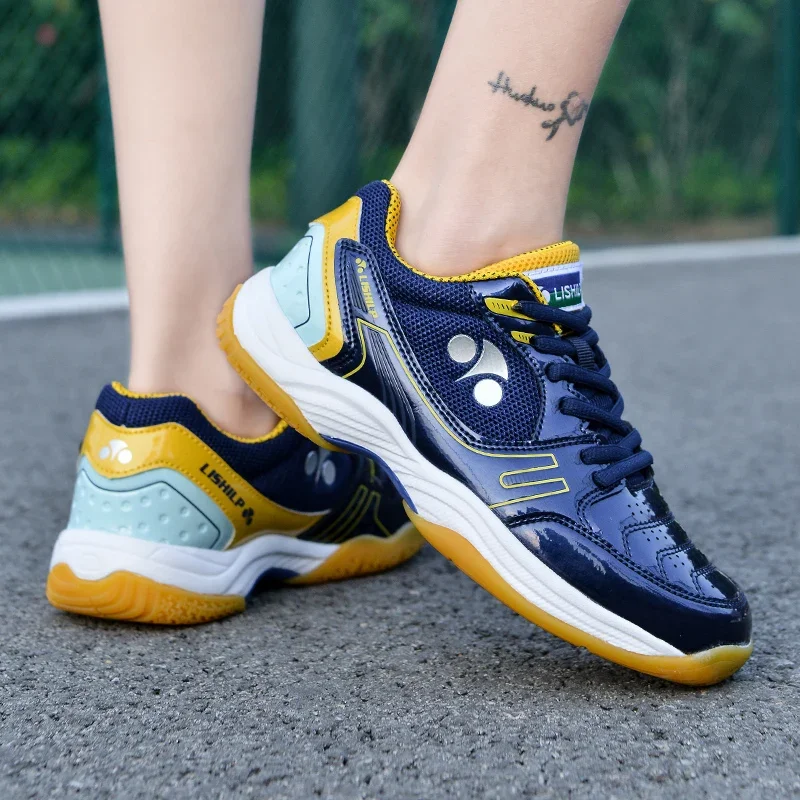 Breathable Volleyball Shoes Anti Slip Tennis Shoes Light Weight Badminton Footwears Male Volleyball Sneakers Big Size 35-44 volleyball shoes sneakers sports shoes