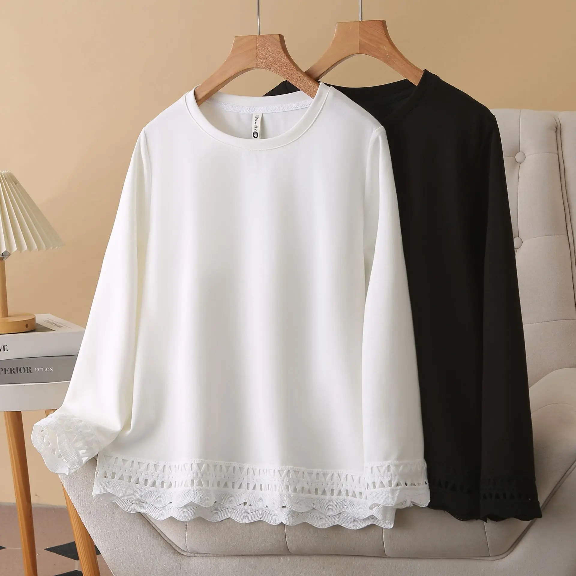 XXXXL Fashion Plus Size Women's T-Shirt 2025 Autumn New Simple Lace Patchwork Cutout Long Sleeved Top 2512