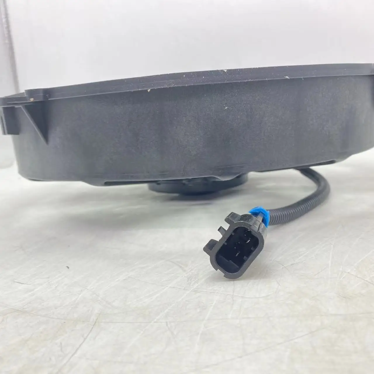 Electronic Fan For Mixer Truck Pump Truck Crane Concrete Tank Hydraulic Oil Radiator Fan High-power Diameter 33cm 24V