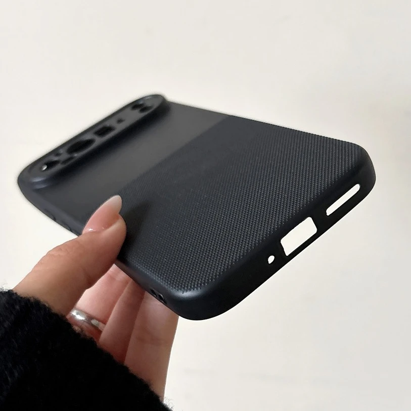 Luxury Geometric Dot Matrix Shockproof Matte Bumper Case