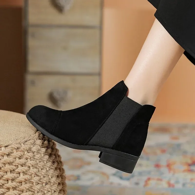 

Autumn Winter New Women's Suede Chelsea Boots Fashion Keep Warm Plus Velvet Ankle Boots for Women Plus Size Chunky Heel Shoes