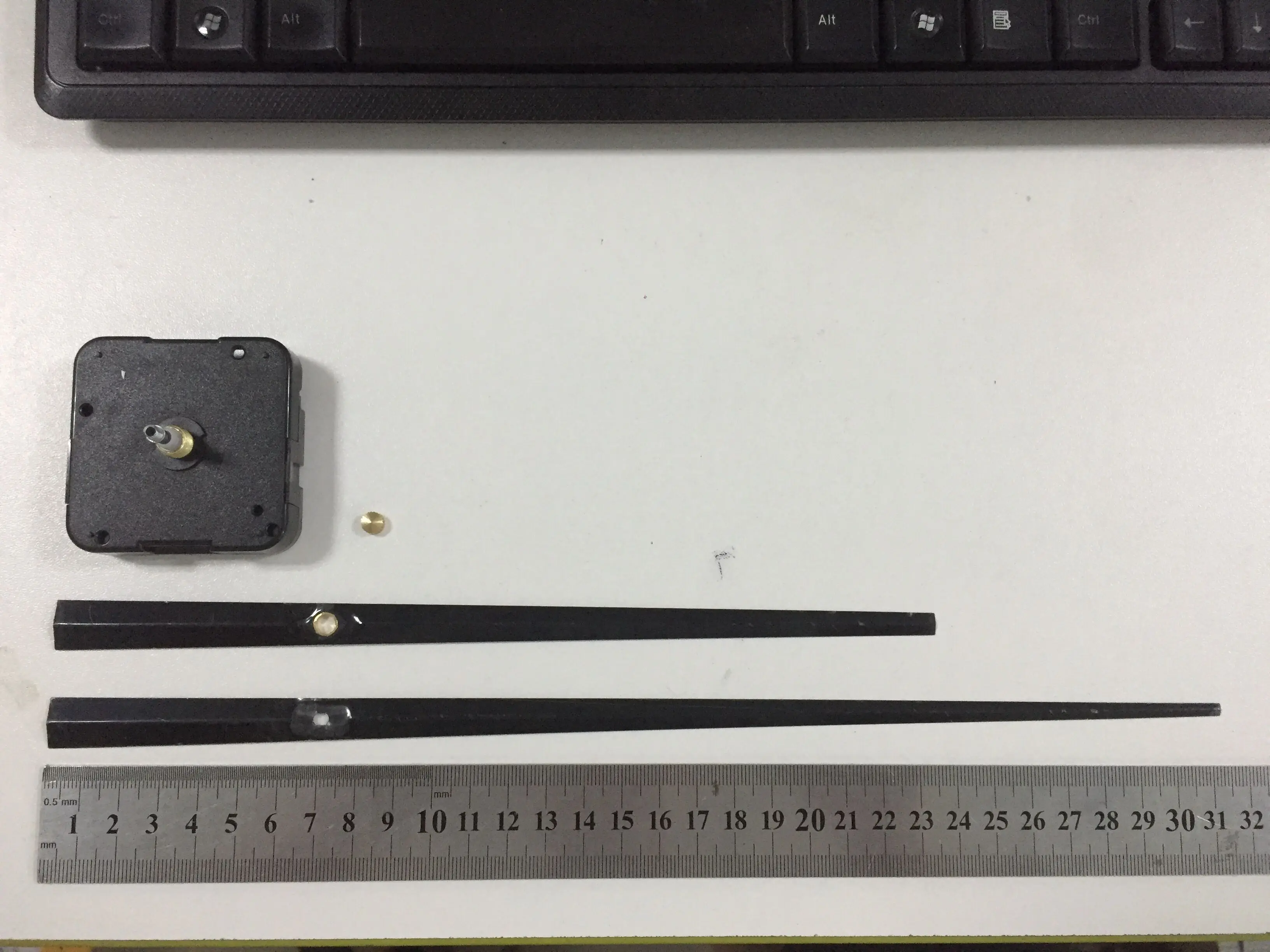1 set DIY Clock Mechanism Tools Quartz Silent Wall Clock Movement Mechanism DIY Repair Parts Spindle Long Hand Set Accessories