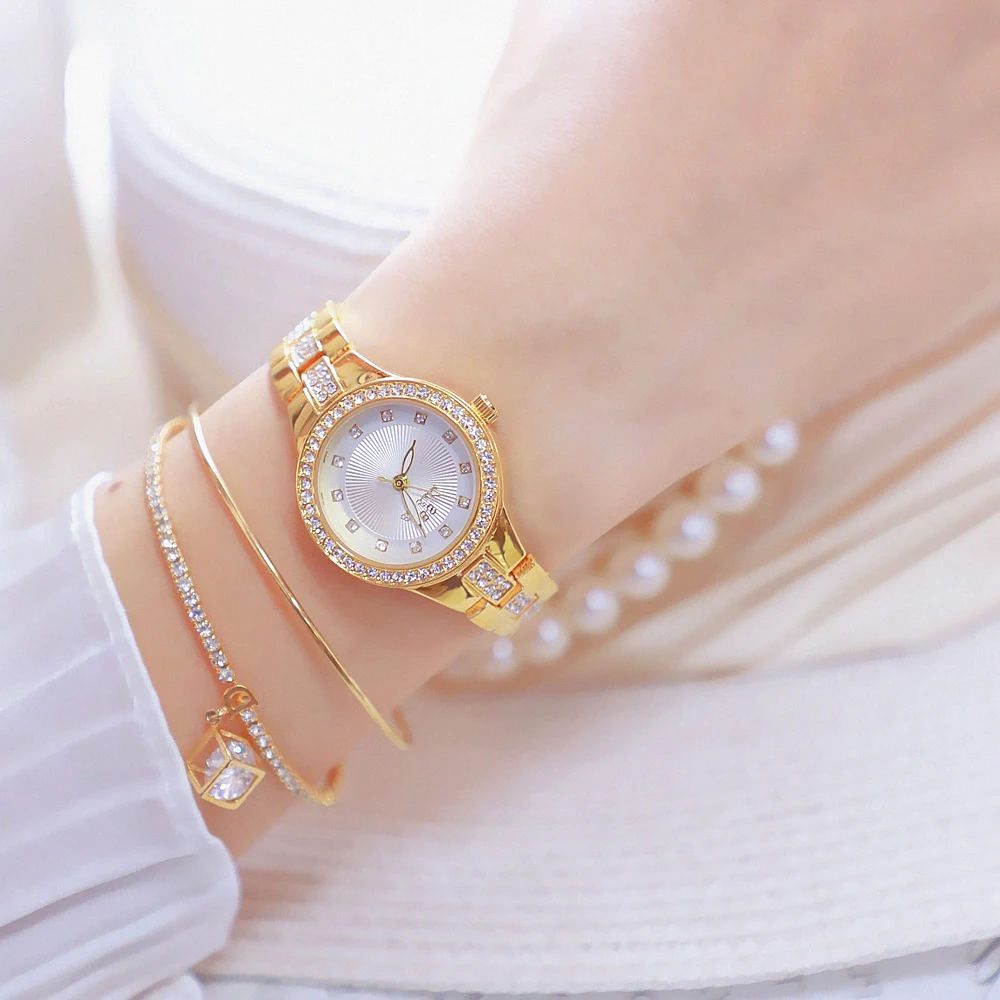 2023 New Women Watches Small Size Silver Quartz Clock Luxury Fashion Ladies Gold Bracelet Quartz Wristwatches Stainless Steel