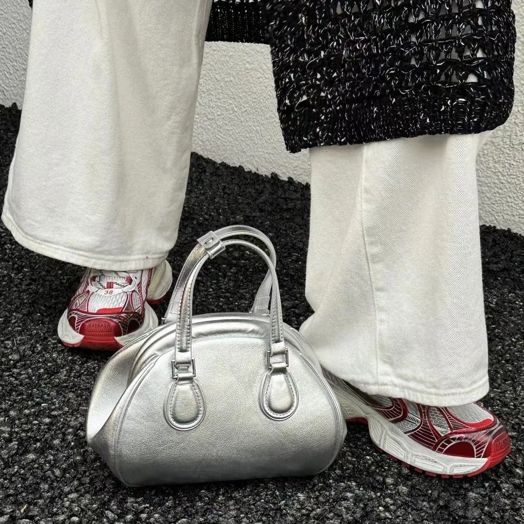 High Quality New Arrival Stylish Bowling Ball Bag Versatile Shell Bag for Shoulder Crossbody Unisex Design Backpack