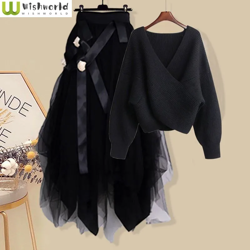 Spring and Autumn Season Set Women's 2024 New Loose V-neck Sweater Slimming Mesh Half Skirt Two Piece Set Trendy