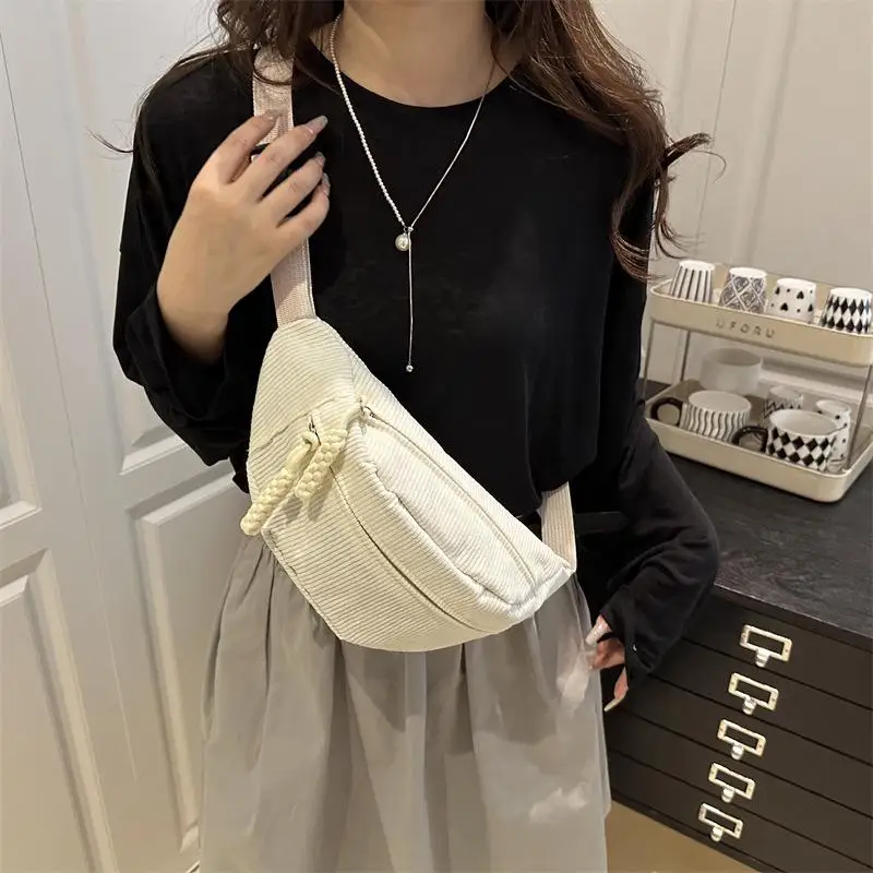 �� Damen-Gürteltasche aus Cord, verstellbarer Riemen, Umhängetasche, modische Brusttasche, Sport-Umhängetasche, solide Tasche mit großer Kapazität – Detail 3