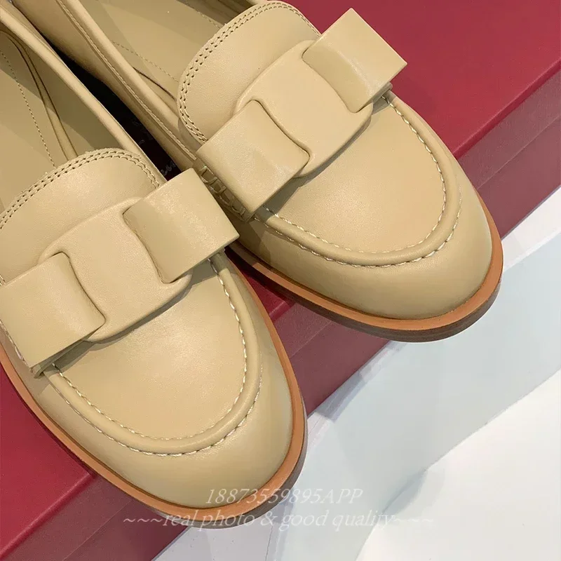 2025Classic solid color round toe leather ballet flats Office women simple style leather low heel women's outdoor shoes 5