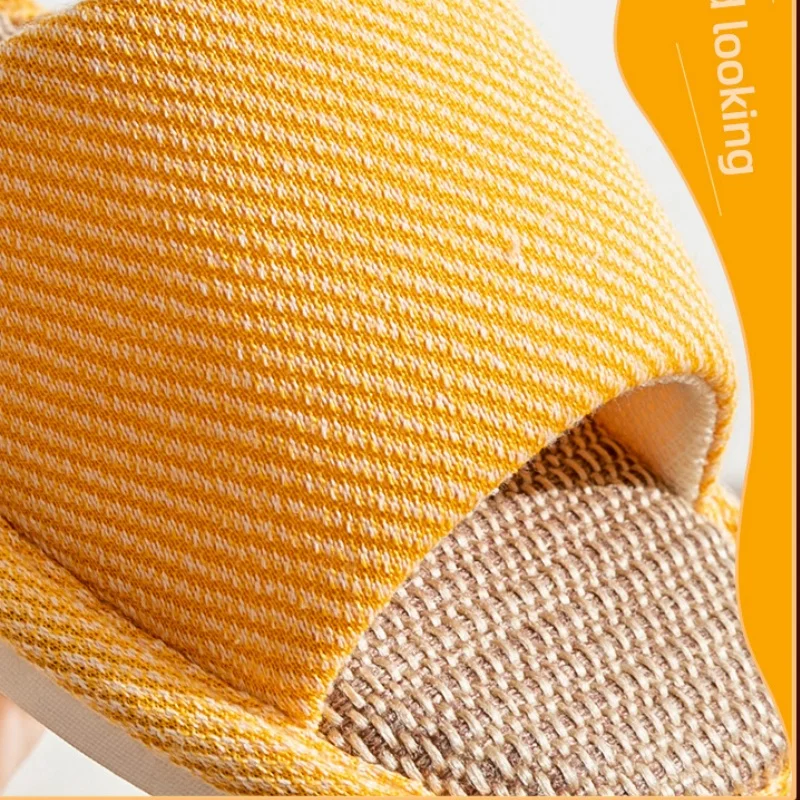 Four Season Adult Home Linen Slippers Women Cute Bear Soft Thick Bottom Sandals Couples Indoor House Anti-Slip Breathable Slides 5
