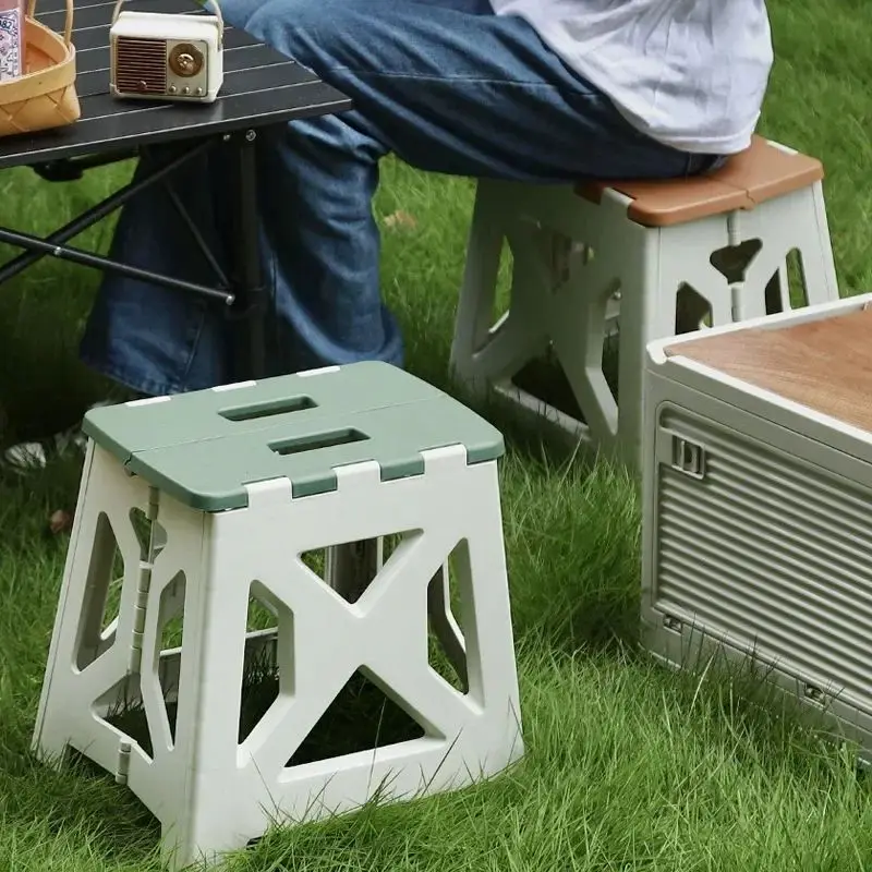 Folding stool Stool with Handle Lightweight Plastic Foldable Step Stool Home Outdoor Fishing Chair Simple-slip Convenient and Easy To Carry