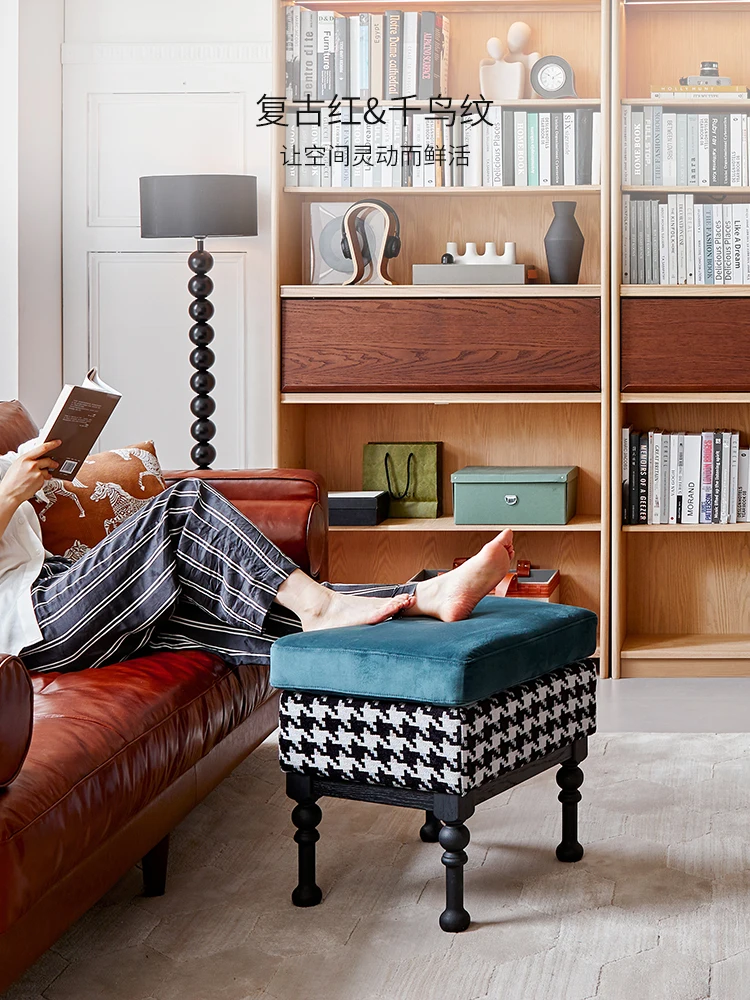 

Мягкая подставка для макияжа из массива дерева в американском стиле