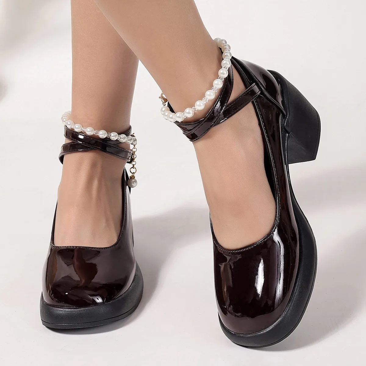 2025 New Fashionable Heels Women French Round Toe Mary Jane High Heels for Women Autumn Waterproof Thick Heels Trendy  Pumps