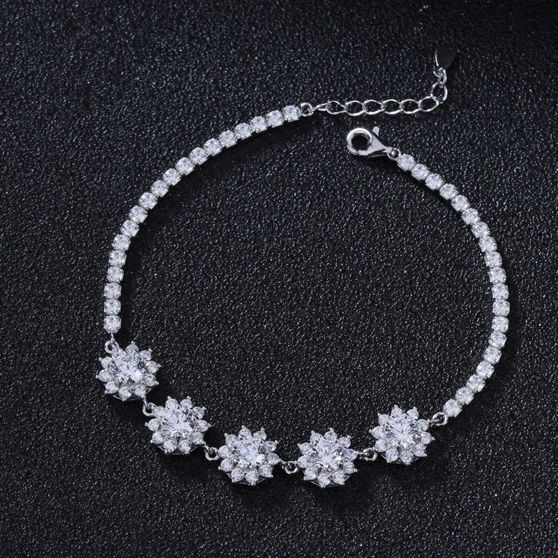 Total 2.5 Carat Sunflower Bracelet Moissanite D Color VVS1