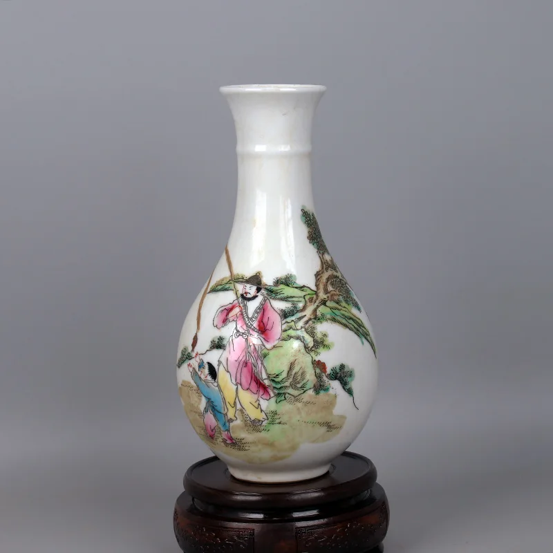 

Porcelain Antiqued Distress Chinese Decoration Vase Homedecoration