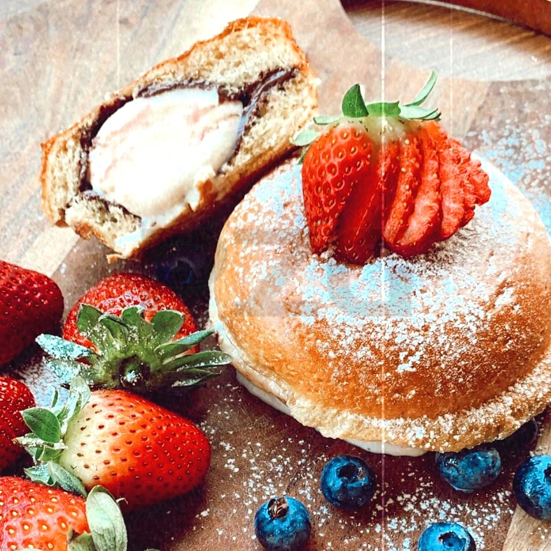 Description Picture 3 of item2 Pans Crispy Gelato Cake Donut Bun Ice Cream Burger Press Maker Machine Toasted Brioche Bun Burger Making Machine