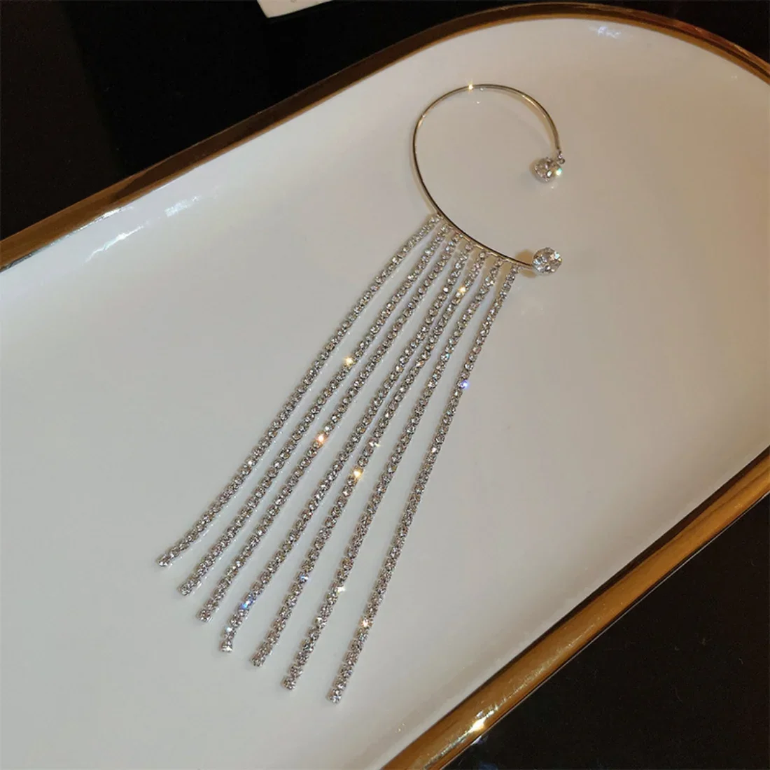 Fashion Shining Rhinestone Earring Korean Long Tassel Crystal Chain Ear Cuff Clip Earrings for Women Non-Piercing Party Jewelry