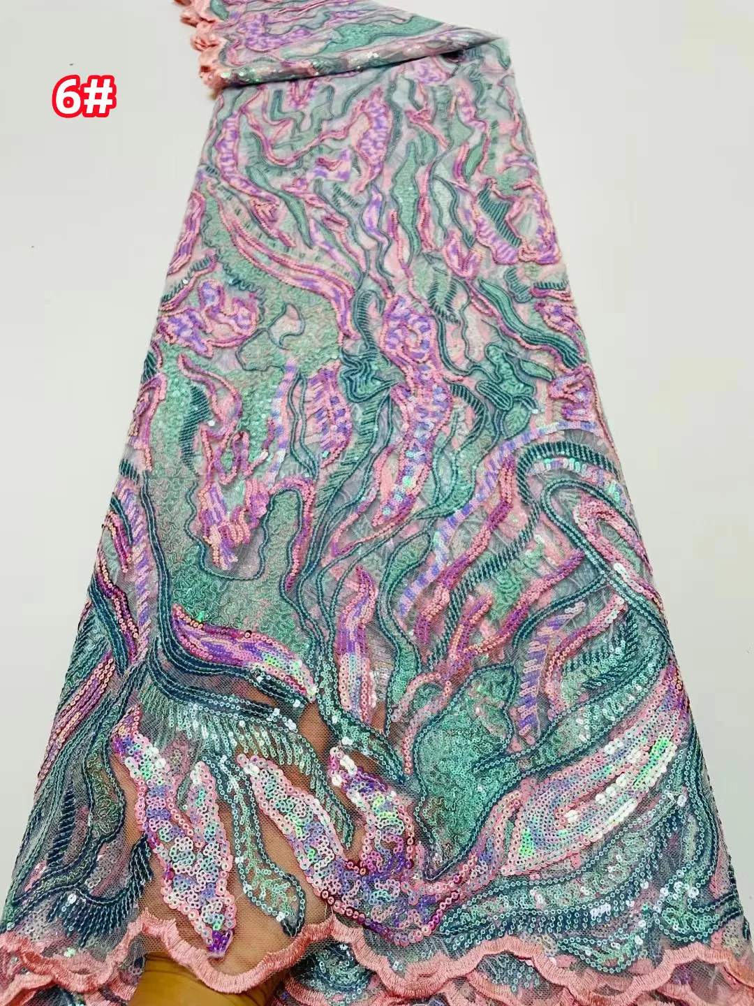 

New colorful thread geometric embroidery lace mesh, the first choice for European and American retro fashion evening dress cheon