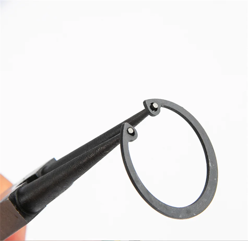 Jeu De 4 Pinces à Circlips TEKTON 7 Pouces – Interne Et Externe – Avec Pochette