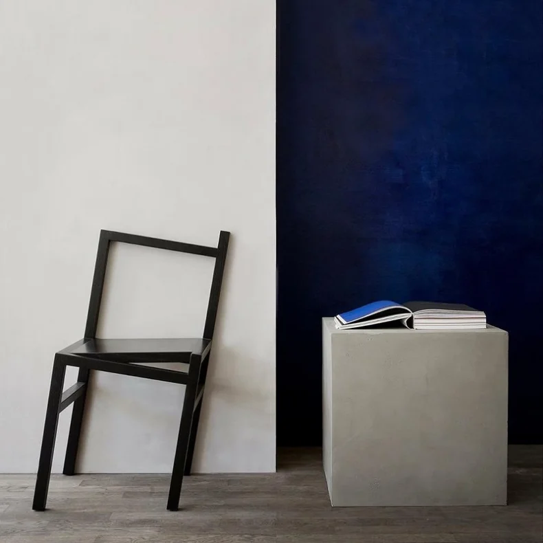 Nordic Masters Design Dining Chairs, Irregular Crooked Chairs, Light Luxury Internet Celebrity Chairs, Tilted Solid Wood Chairs
