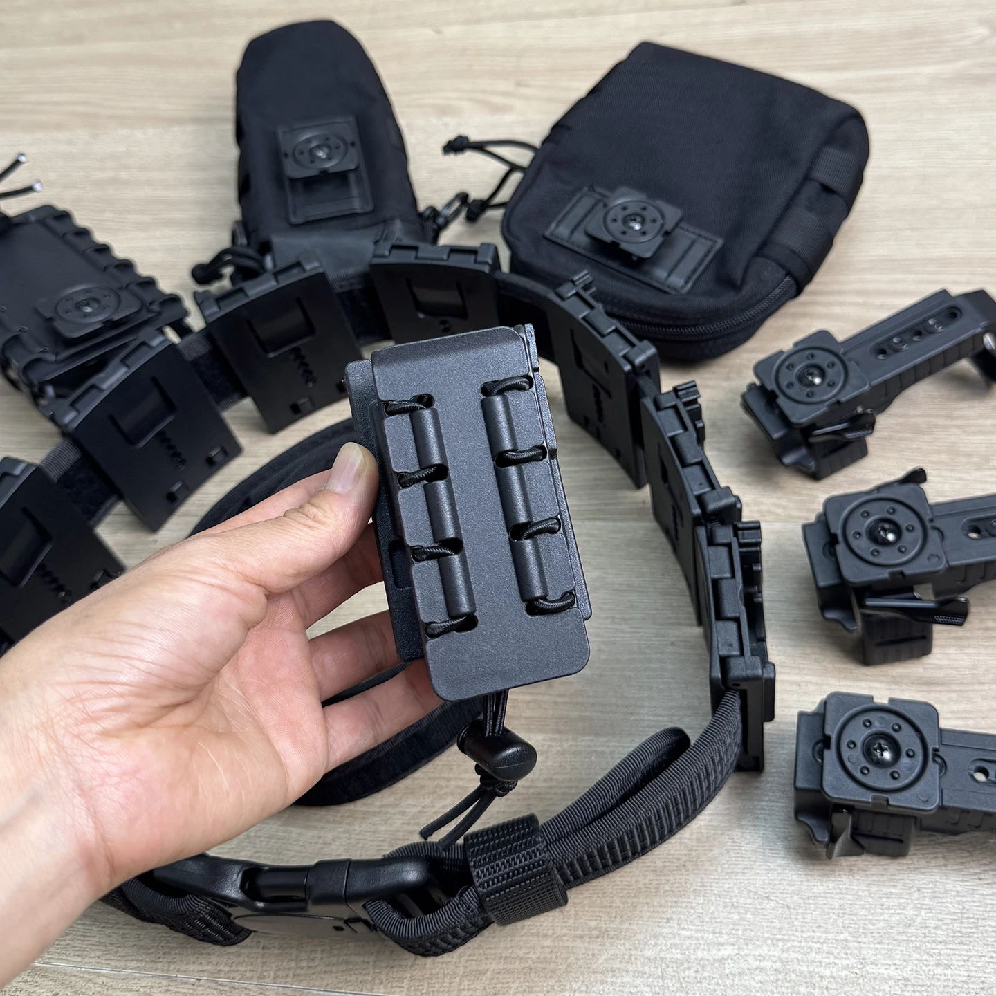 8Pcs Tactical Quick-Release Belt Set