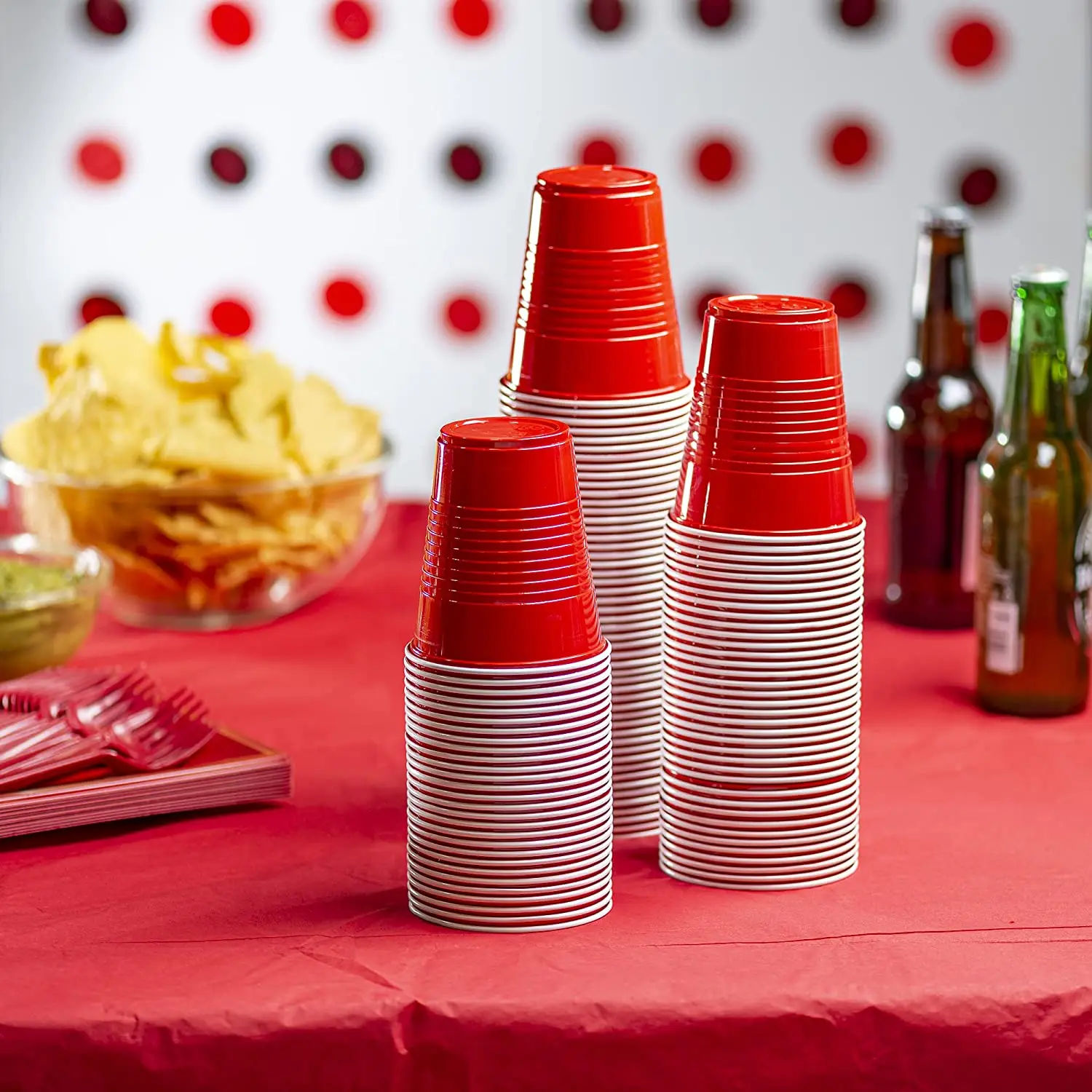 https://ae01.alicdn.com/kf/S6d4df9c81a0d4e01b97a0e4e8277b817w/25pcs-Red-Drinking-Cups-Party-Cup-Disposable-Cup-Disposable-Party-Plastic-Cups-Big-Birthday-Party-Cups.jpg