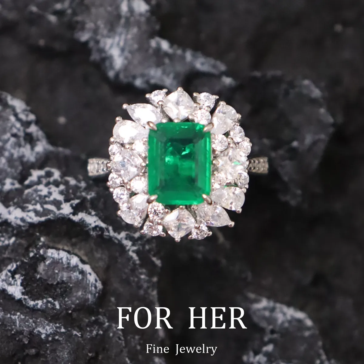 

ForHer Jewelry Trend Vintage 925 Sterling Silver Synthetic Emerald Gemstone Lab Diamond Rings for Women Wedding Engagement