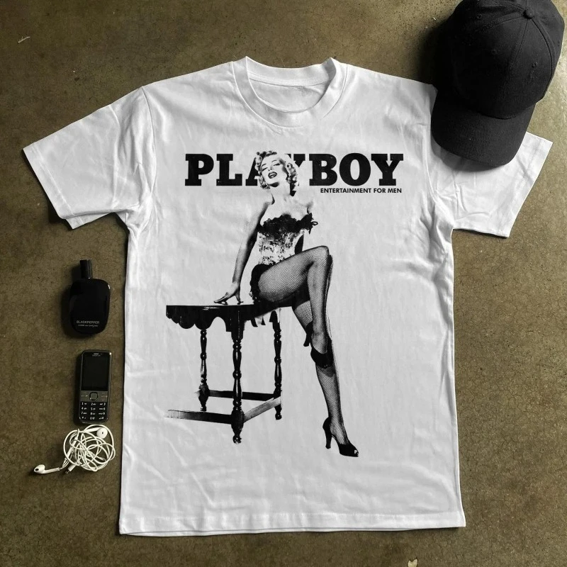 PLAYBOY 1953 Vintage Graphic Tee Herren T-Shirt Unisex Minimalistisches T-Shirt Kult Vintage T-Shirt Literarisches Zitat T-Shirt
