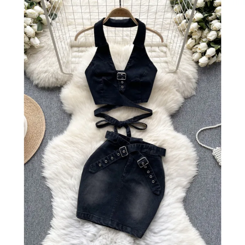 

Hanging Neck Hollowed Out Women's Suspender Set Sexy Sleeveless Single Breasted Black Short Top High Waisted Lace Up Skirt Set