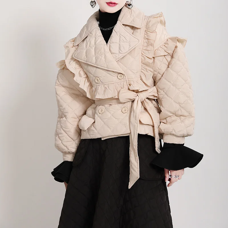 

New short loose design sense wooden ear edge small cotton coat Ling grid cotton coat female winte