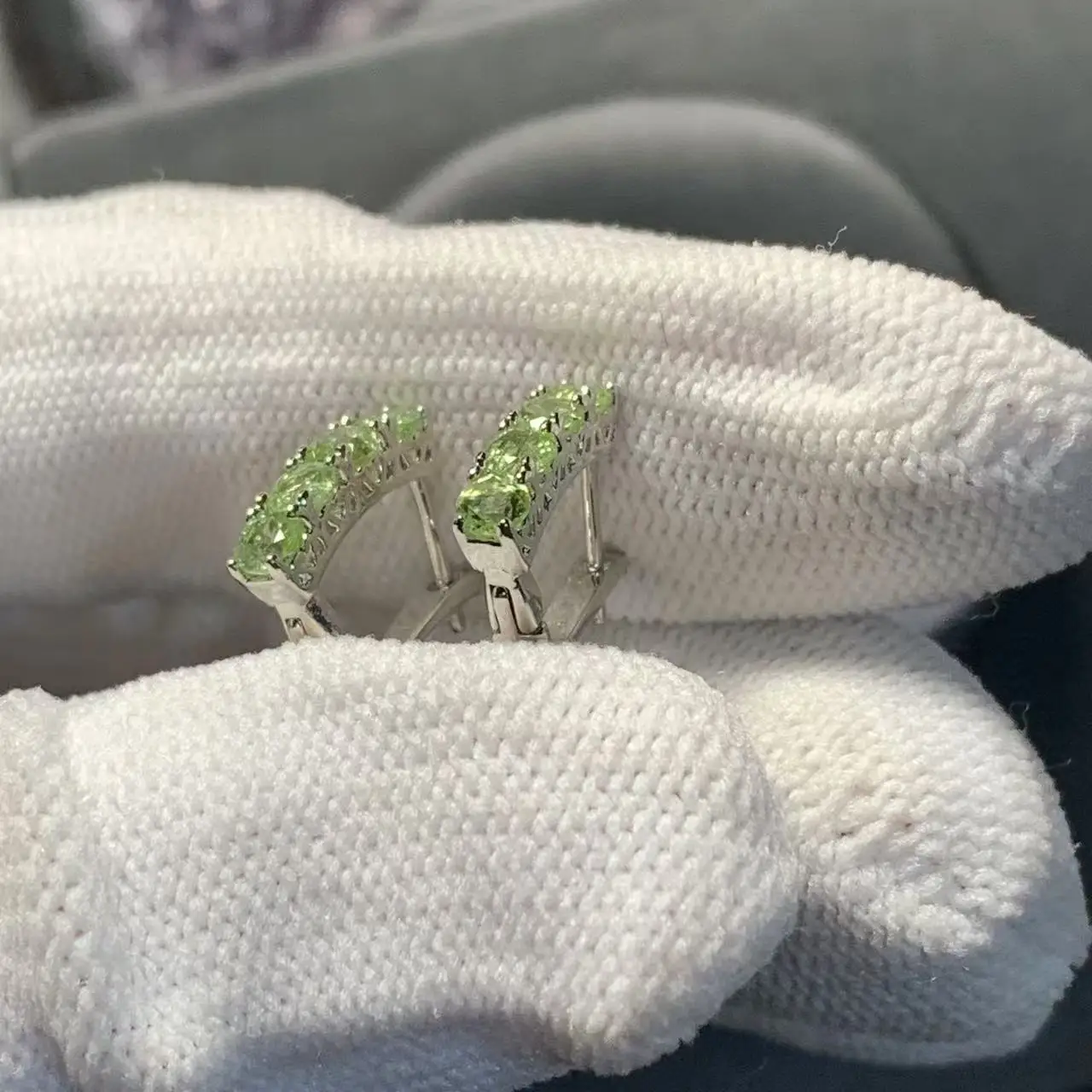 Vintage Natural Peridot Hoop Earrings Simple Classic Round Circle Gemstone Jewelry Handmade Fine Gift