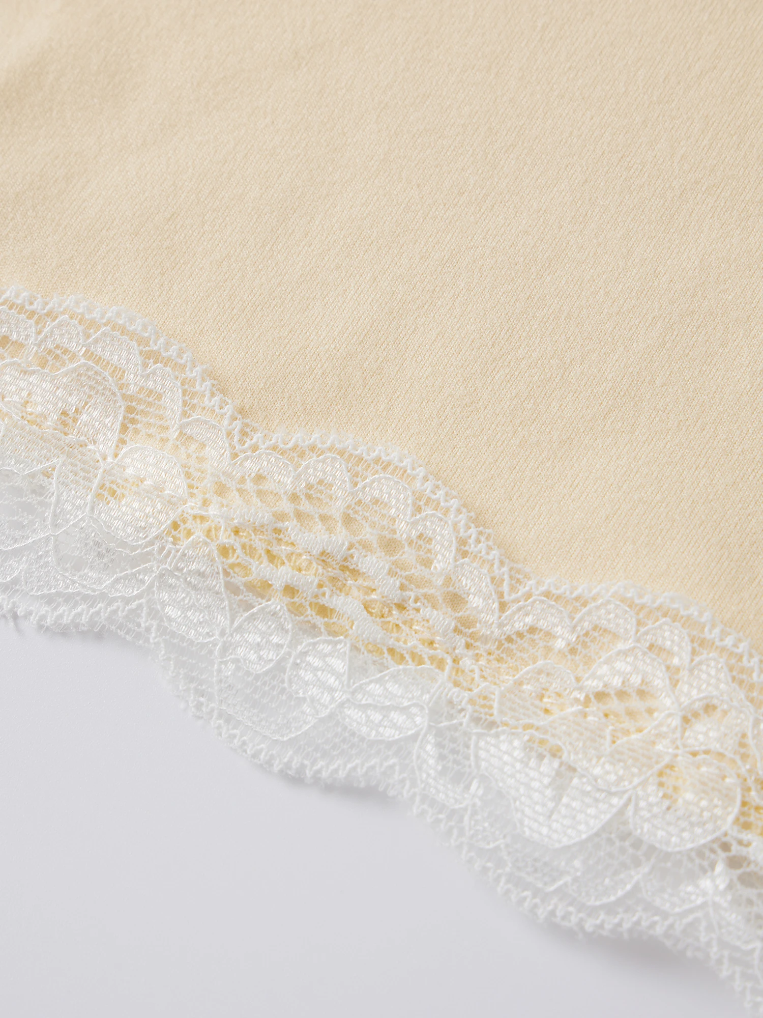 Elegant Floral Lace Sleeveless Crop Top with Open Back Detail and  Fit for Women s Summer Fashion