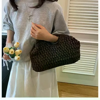 Borsa elegante in tessuto alla moda Borsa da spiaggia femminile in paglia sotto le ascelle Borse a tracolla squisite versatili Borse da sera per regali da donna