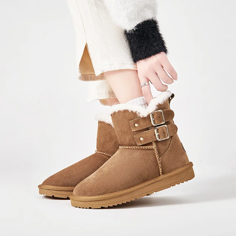 Winter New Women's Plush and Thick Buckle Fashion Comfortable Anti Slip Snow Boots