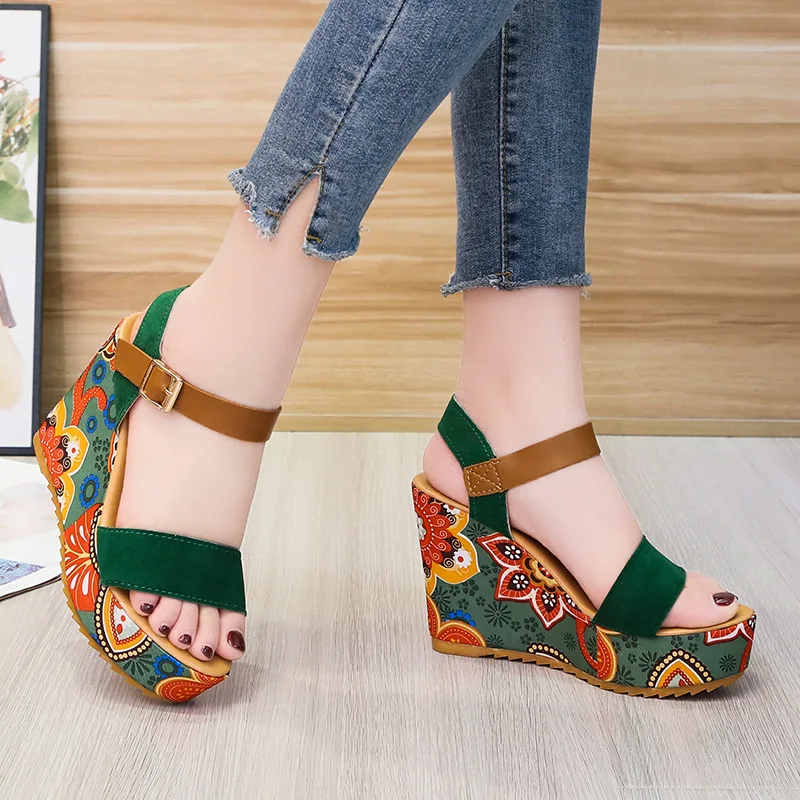 fcity.in - Women Girl Flat Sandal Ethnic Footwear Trendy Shoe And Fancy  Chappal