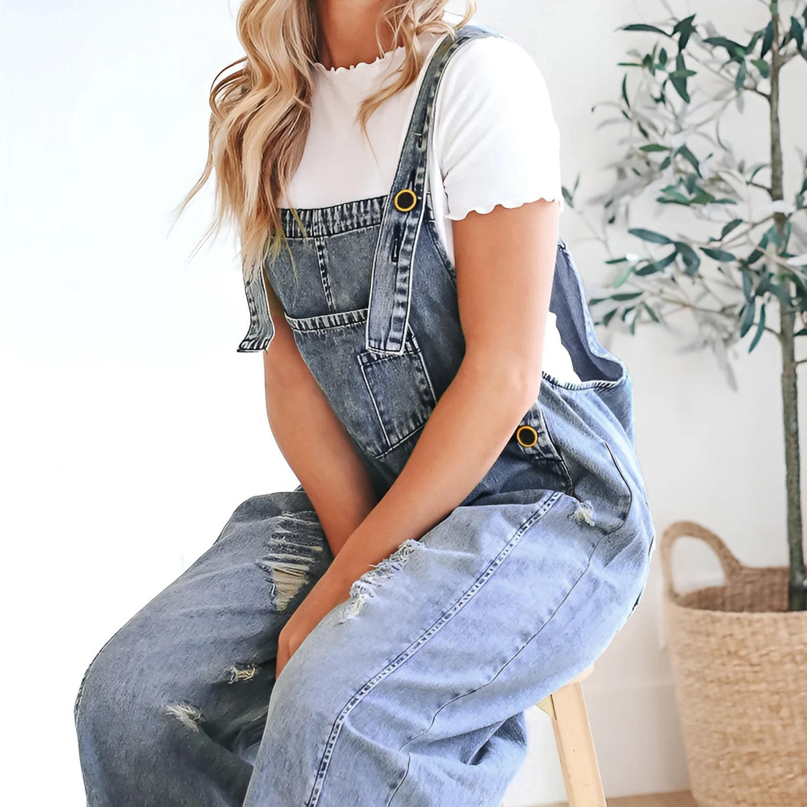 2025 nueva moda mujer Denim babero mono rasgado holgado Jean mono