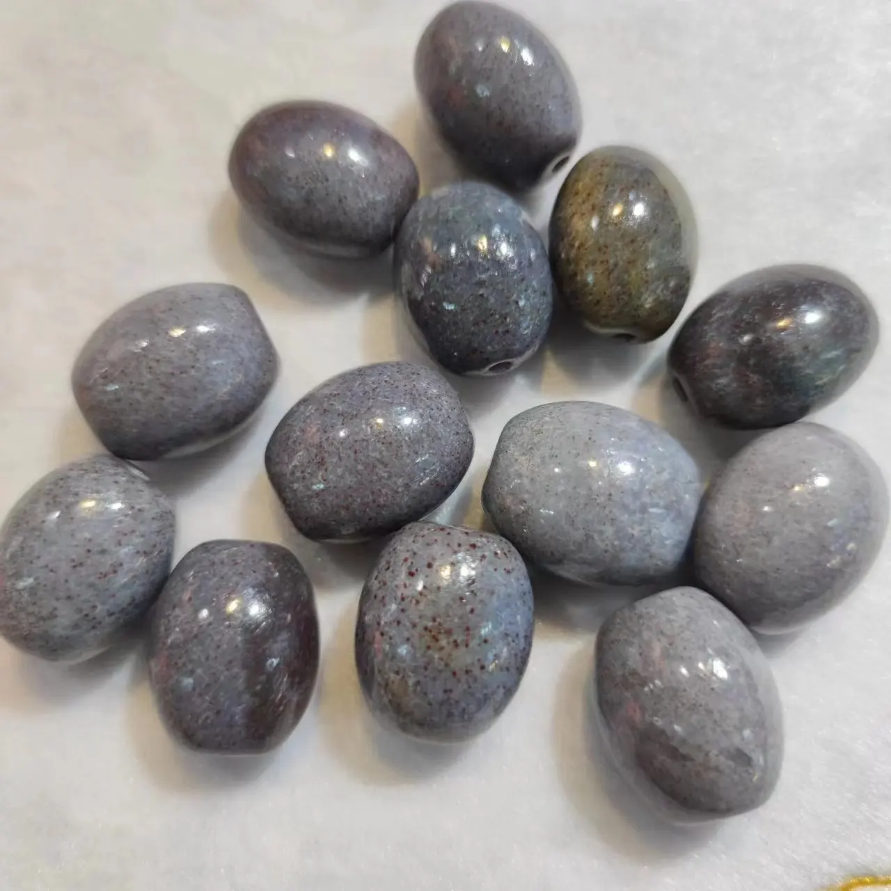 

1pcs/lot natural agate cinnabar date beads Raw mineral materials grey Barrel beads Prayer beads Bracelet Accessories jewelry
