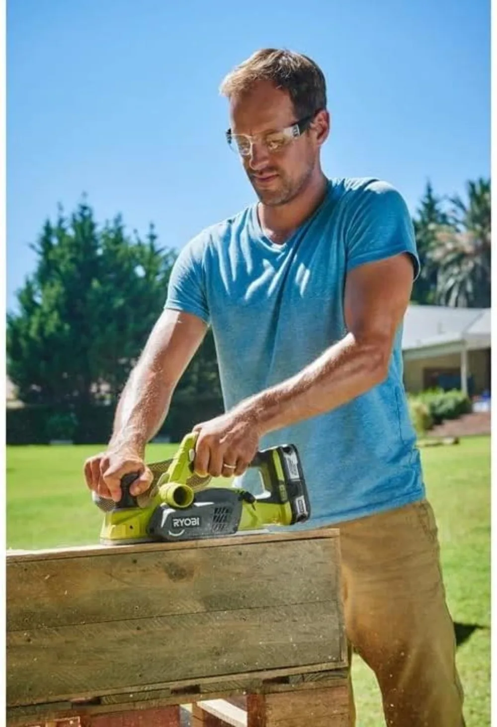18-Volt ONE+ Cordless 3-1/4 in. Planer P611 Tool Only Bulk Packaged Suitable for Precision Woodworking Green 3