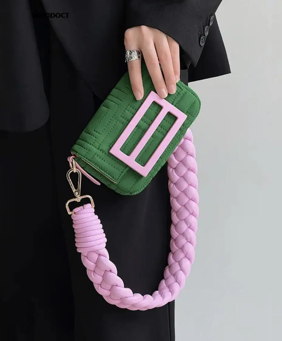 

2023 Mobile Phone Woven Strip Mini Small Bag Single Shoulder Messenger Small Flap crossbody Fashion Women Luxury Designer New