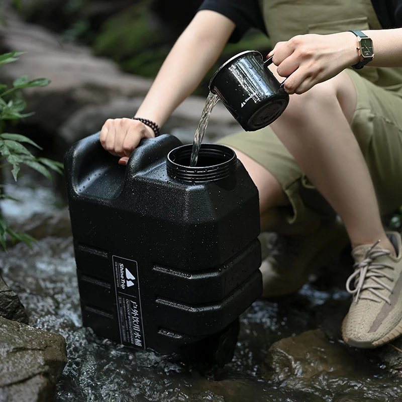 

Outdoor camping bucket 15L large capacity food-grade water storage tank anti-wear outdoor portable bucket